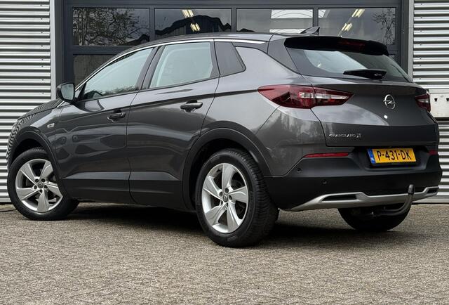 Opel Grandland X 1.2 Turbo Innovation l Navigatie l Trekhaak l Camera l Stoelverwarming l Electrische Klep