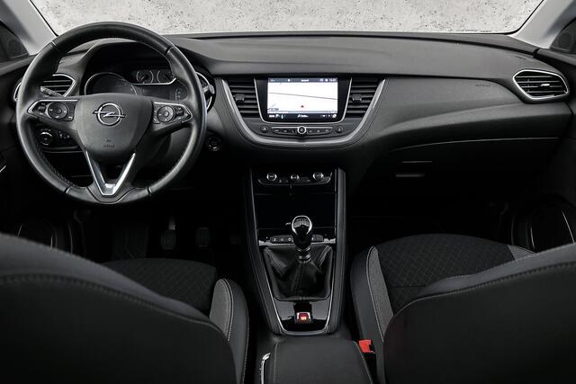 Opel Grandland X 1.2 Turbo Business Executive | Half lederen bekleding | Navigatie | Cruise control