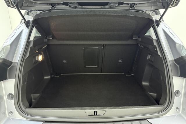 Opel Grandland X 1.2 Turbo 130pk Innovation | Navigatie | Camera | Climate control | Elektrische achterklep | LED koplampen | Lichtmetalen velgen | Zwart dak