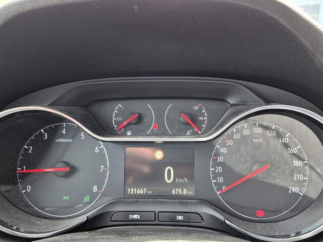 Opel Grandland X BWJ 2020 | 1.2T 131PK Bus Executive | TREKHAAK | CLIMA | CARPLAY | NAVIGATIE | PDC 2X | LICHTMETAAL |