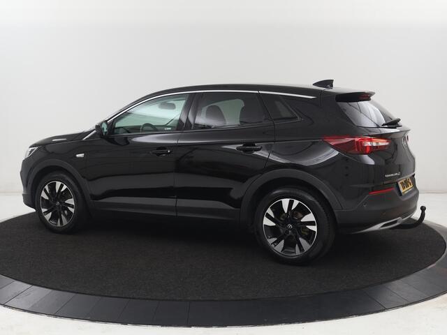 Opel Grandland X 1.2 Turbo Innovation | Stoelventilatie | Leder | Trekhaak | Camera | Carplay | Side Assist | Stoelverwarming | Full LED | Keyless | Climate control | Navigatie | Cruise control