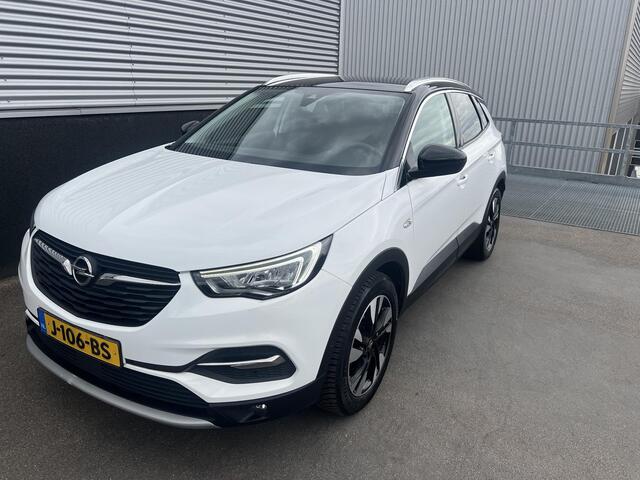 Opel Grandland X 1.2 Turbo Innovation Dodehoekdetectie, Navigatie, Smart Key,