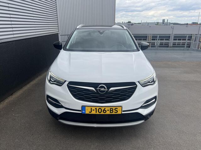 Opel Grandland X 1.2 Turbo Innovation Dodehoekdetectie, Navigatie, Smart Key,