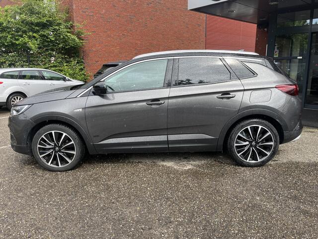 Opel Grandland X 1.6 Turbo Hybrid4 Ultimate 300PK!! // AFN. TREKHAAK // 360 CAMERA // STOELVERKOELING-VERWARMING // ELEK. KLEP // DODEHOEK // NAVI+CARPLAY // KEYLESS //