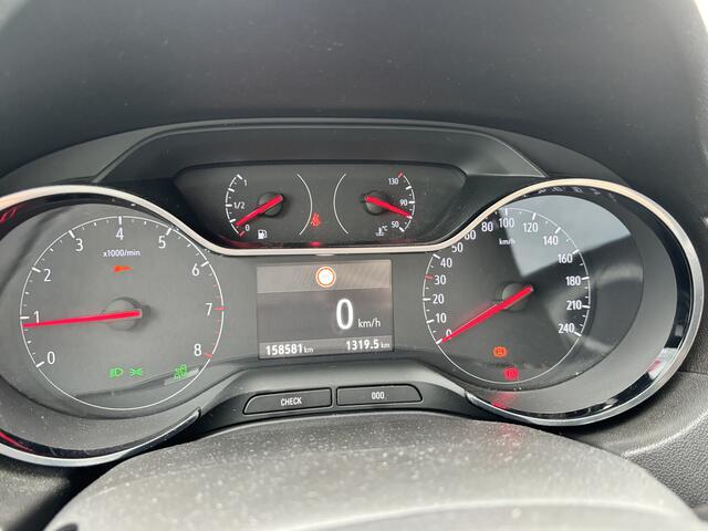 Opel Grandland X BWJ 2018 | 1.2T 131 PK Innovation | TREKHAAK | LEER | ELKETR. STOELEN | ELEKTR. ACHTERKLEP | CAMERA | STOEL + STUURVERW. | STOELVERKOEL. | LEDER | FULL LED | KEYLESS | CARPLAY + ANDROID | NAVI | CLIMA | CRUISE | LMV | PDC