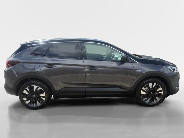 Opel Grandland X 1.6 Turbo Hybrid4 Ultimate 300PK | Automaat | 360* Camera | Climate Control | Apple Carplay/Android Auto | Stoelverwarming | DAB | 12 Maanden Bovag Garantie