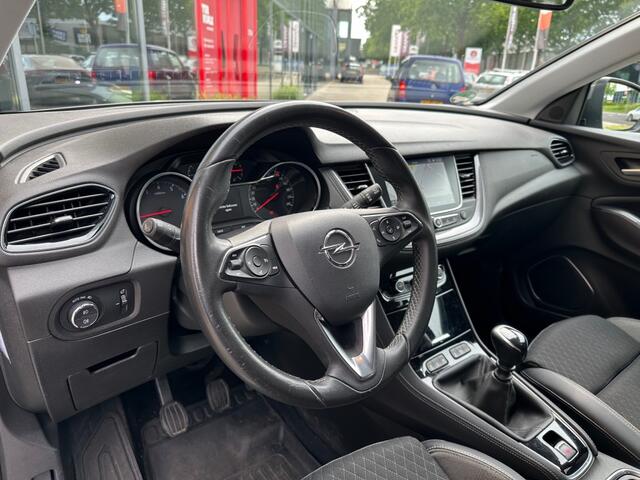Opel Grandland X 1.2 Turbo Business Executive / Dealer ond.
