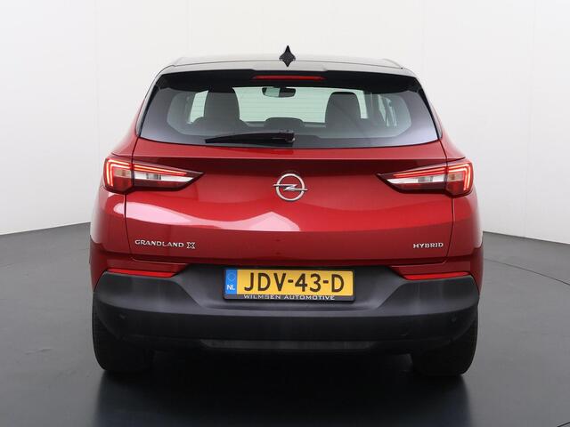 Opel Grandland X 1.6 Turbo Hybrid Business Edition