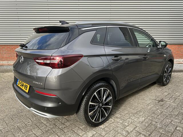 Opel Grandland X 1.6 Turbo Hybrid4 Ultimate | Automaat | Leder | Stoelverwarming | Lage kmstand | Camera |