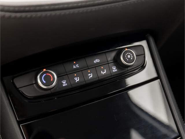 Opel Grandland X 1.2 Turbo Sport (APPLE CARPLAY, NAVIGATIE, GETINT GLAS, CRUISE, SPORTSTOELEN, ARMSTEUN, LM VELGEN, NIEUWE APK, NIEUWSTAAT)