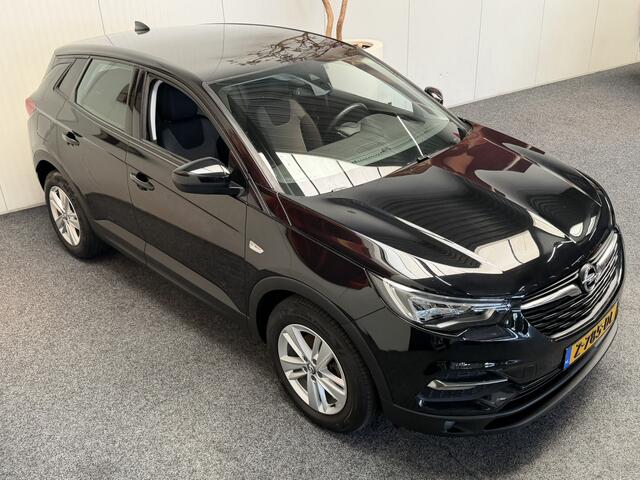 Opel Grandland X 1.2 TURBO BUSINESS EDITION NAVIGATIE CRUISE CONTROL APPLE CARPLAY/ANDROID RIJSTROOKSENSOREN ACHTERUITRIJCAMERA ZEER MOOI !!