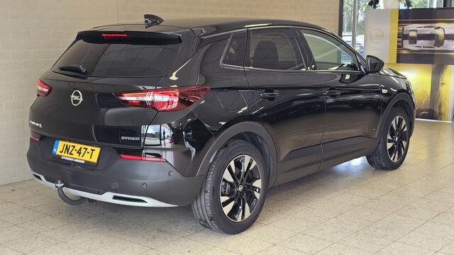 Opel Grandland X 1.6 THybr Bus. Eleg.