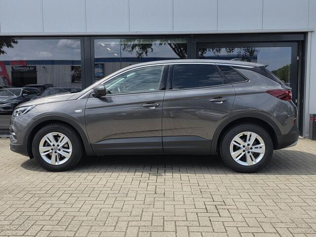 Opel Grandland X 1.2 Turbo Business Executive