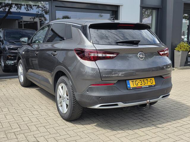 Opel Grandland X 1.2 Turbo Business Executive