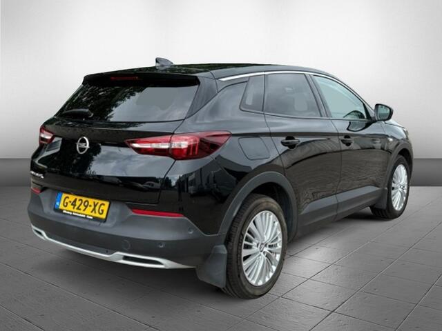 Opel Grandland X camera Automaat