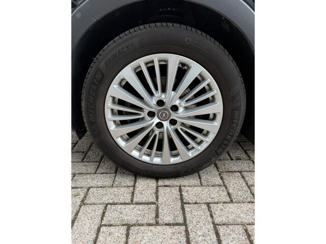 Opel Grandland X camera Automaat