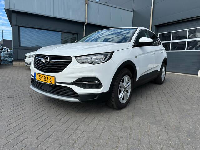 Opel Grandland X 1.2 Turbo Business Executive Navi .Trekhaak