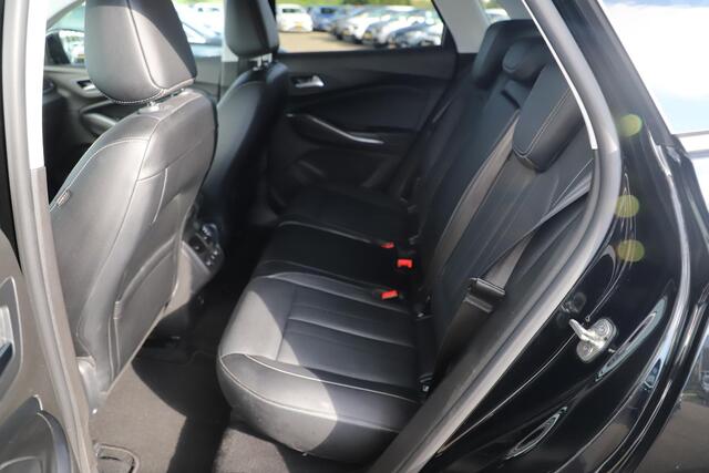 Opel Grandland X 1.2 Turbo Innovation 131PK Leder Memory Stoelen Navigatie Achteruitrijcamera Stuur & Stoelverwarming