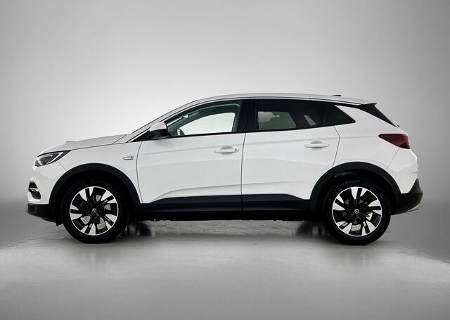 Opel Grandland X 1.2 Turbo Business Executive