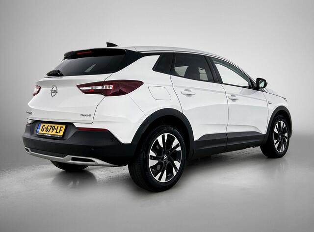 Opel Grandland X 1.2 Turbo Business Executive