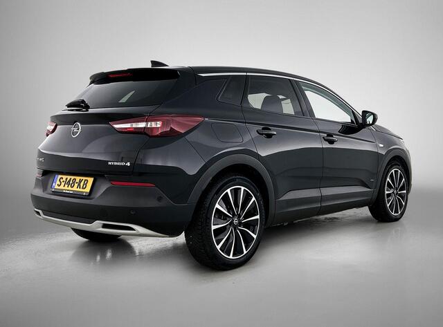 Opel Grandland X 1.6 Turbo Hybrid4 Ultimate | 300pk! | Navigatie | Camera | Lederen Bekleding |