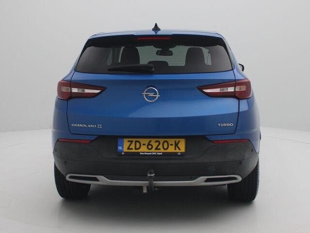 Opel Grandland X 1.2 Turbo Business Executive | Apple Carplay/Android Auto | Bluetooth telefoonvoorbereiding | DAB ontvanger | LED achterlichten | Rijstrooksensor met correctie