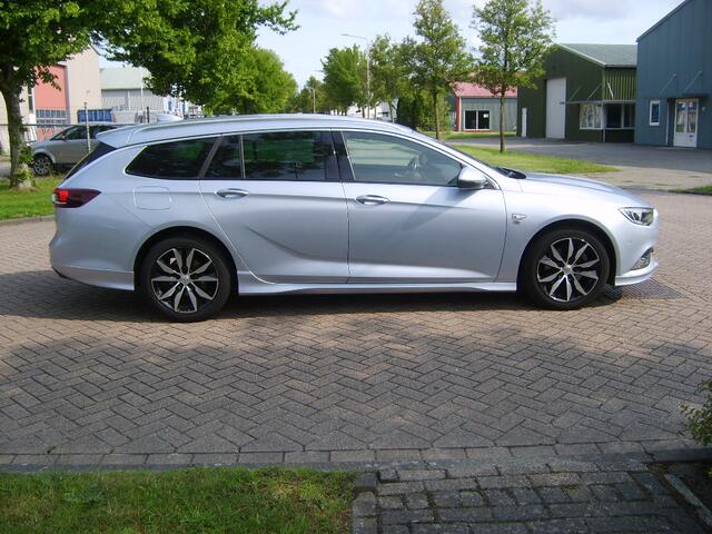 Opel INSIGNIA Sports Tourer 1.5 Turbo Business Executive OPC Line