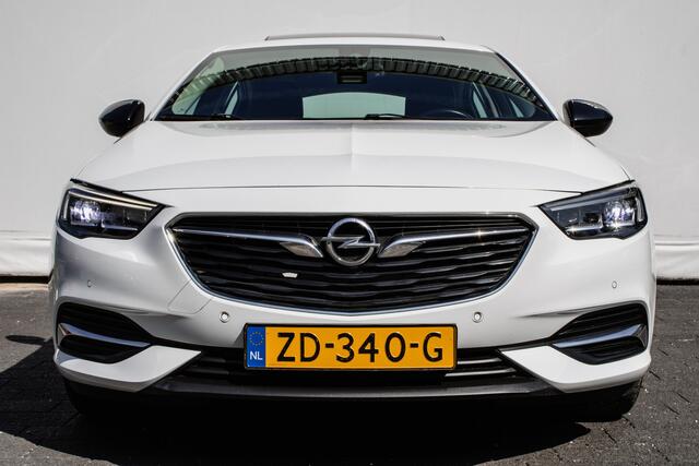 Opel INSIGNIA Grand Sport 1.5 Turbo 165pk Business Executive Trekhaak/ Schuifdak/ Half lederen int./ Stuur+stoelverwarming/ Carplay/ Navigatie