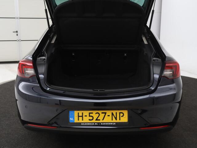 Opel INSIGNIA 1.5 Turbo Executive | Leder/Alcantara | Trekhaak | Carplay | Navigatie | Climate control | Cruise control | Parkeerhulp
