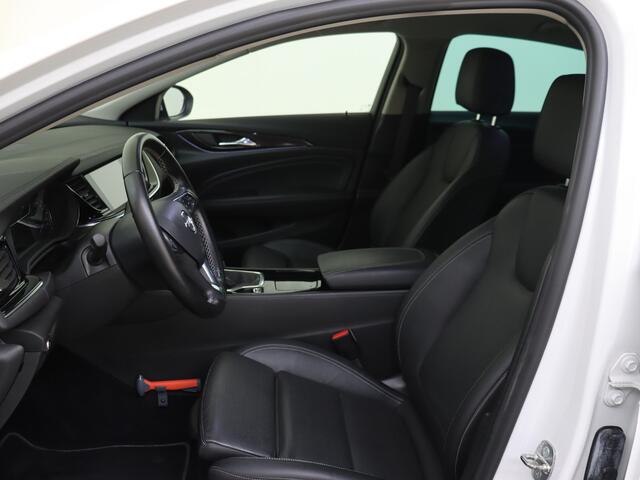 Opel INSIGNIA Grand Sport 1.6 Turbo 200PK Business Executive | Executive plus pakket | 18 inch | AGR-Stoel |