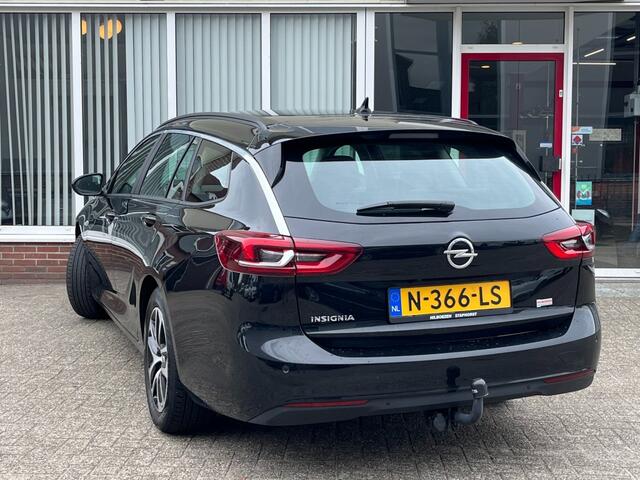Opel INSIGNIA 1.6 CDTI Business Executive I Carplay I Camera I Stoelverw. I Trekhaak