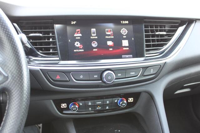 Opel INSIGNIA Sports Tourer 1.5T 165 BUSINESS EXECUTIVE OPC-LINE FULL OPT.