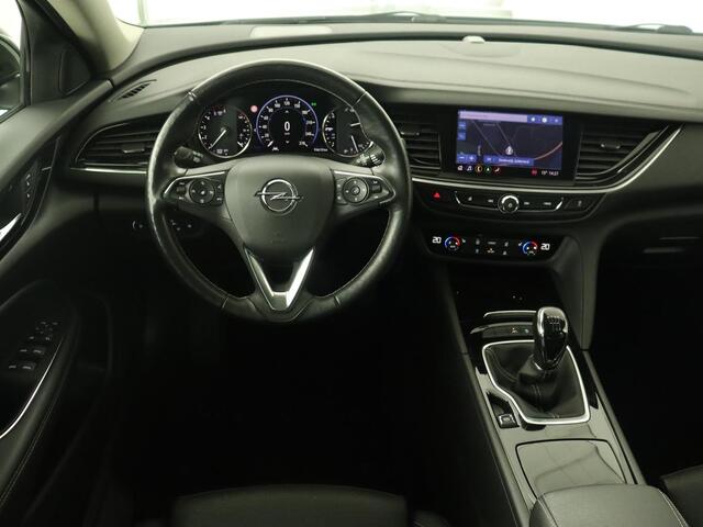 Opel INSIGNIA 1.5 CDTI Ultimate | Leder | Trekhaak | Stoelverwarming | Matrix LED | Camera | Stuurverwarming | Carplay | Navigatie