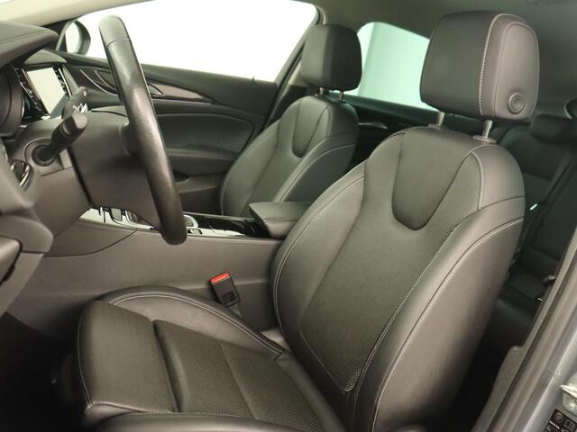 Opel INSIGNIA 1.5 CDTI Ultimate | Leder | Trekhaak | Stoelverwarming | Matrix LED | Camera | Stuurverwarming | Carplay | Navigatie