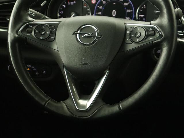 Opel INSIGNIA 1.5 CDTI Ultimate | Leder | Trekhaak | Stoelverwarming | Matrix LED | Camera | Stuurverwarming | Carplay | Navigatie