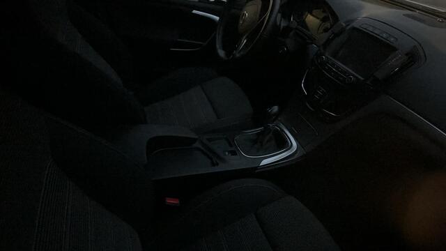 Opel INSIGNIA Sports Tourer 1.6 T Edition | 170PK | Trekhaak |