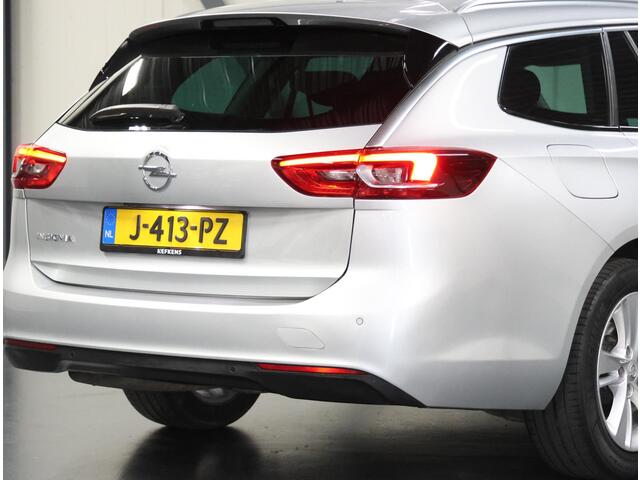 Opel INSIGNIA ST 165PK Turbo Innovation | AppleCarplay/AndroidAuto | Climate Control | Adaptive Cruise Control | Camera | AGR stoelen | Electrische achterklep | matrix LED | AUTOMAAT | Parkeersensoren | Privacy Glass | Isofix |