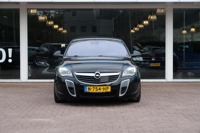 Opel INSIGNIA 2.8 T 325pk 4x4 Aut. OPC | Navi | Climate | Leder | 20" velgen | Bose | 2e eigenaar
