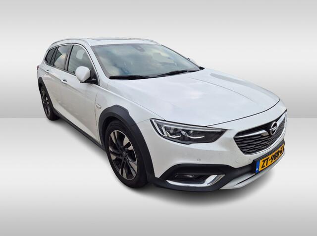 Opel INSIGNIA Sports Tourer 1.6 Turbo Exclusive / Panoramadak / Camera / Head-up / Keyless / Bose / 18'' / Matrix LED / Navigatie / CarPlay / Stuur+Stoelverwarming / DAB / Cruise Control