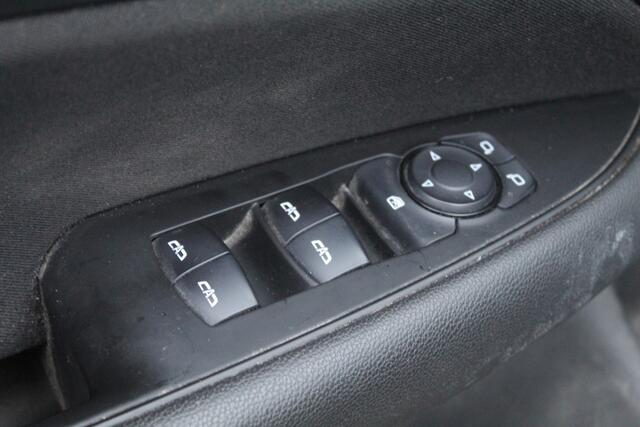 Opel INSIGNIA Sports Tourer 1.5 Turbo Business//Stoel+Stuurverwarming!!