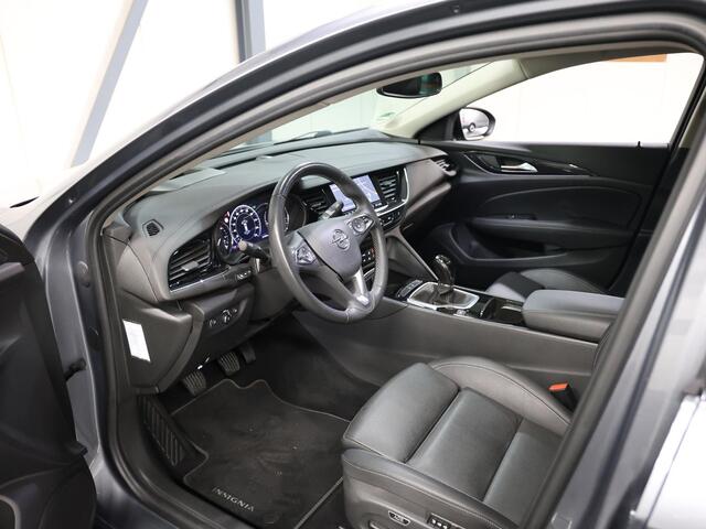 Opel INSIGNIA 174PK CDTI Elegance | 1ste eigenaar | Camera | Winterpakket | Trekhaak | Verwarmde achterbank | Head-Up Display | AppleCarplay/Android Auto | 18"LMV | FULL LED | Dodehoek Detectie | Adaptive Cruise Control | Parkeersensoren | Privacy Glass | Isofix |