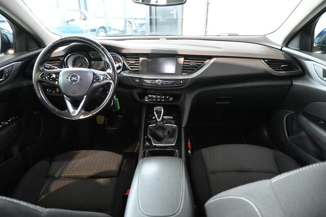 Opel INSIGNIA Sports Tourer 1.5 Turbo Business Clima Navigatie LED Carplay Goed Onderhouden! Inruil Mogelijk!