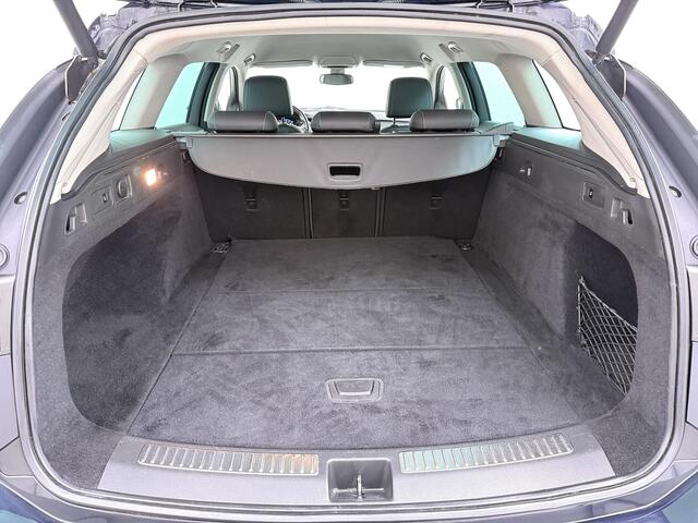 Opel INSIGNIA Sports Tourer 1.5 Turbo Business Executive Trekhaak | Navigatie | Camera | Memory Stoel |