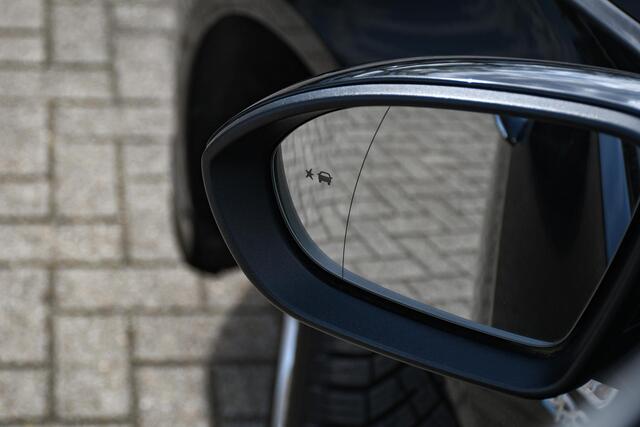 Opel INSIGNIA Grand Sport 1.5 Turbo Innovation NAVIGATIE/ LEDER/ TREKHAAK