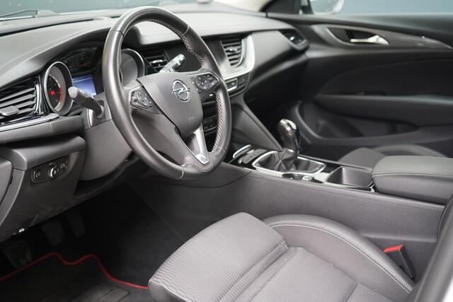 Opel INSIGNIA Sports Tourer 1.5 Turbo EcoTec Online Edition+ | Blind-Spot | Keurig onderhouden | Trekhaak | Sportstoelen | Navigatie