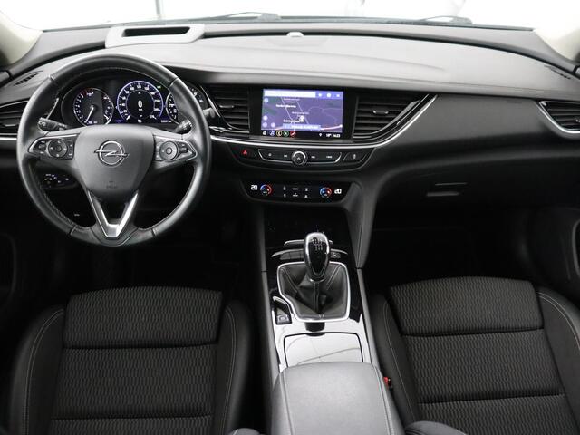 Opel INSIGNIA 1.6 Turbo Innovation | 1e eigenaar | 55.500km NAP | Head-Up | Matrix-LED | Carplay | Navigatie | Camera | Keyless | Dodehoek detectie | Parkeerhulp | Cruise control | Climate control