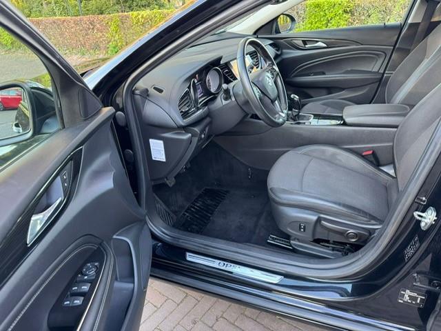 Opel INSIGNIA Sports Tourer 1.5 Turbo Ecotec Business Executive/Halfleer/Navi/PDC