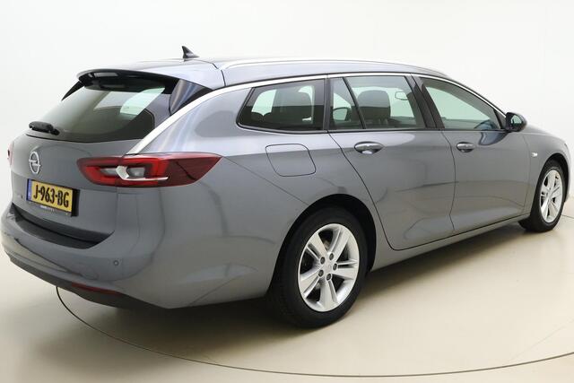 Opel INSIGNIA Sports Tourer 1.5 Turbo Business Executive Automaat | Lederen bekleding | Navigatie | Stoelverwarming & Ventilatie | Keyless | Lichtmetalen velgen | Parkeersensoren