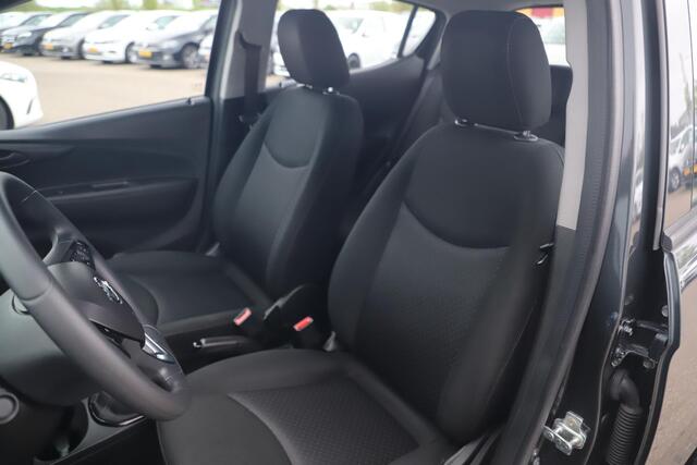 Opel KARL 1.0 ecoFLEX Edition Airco Radio Bluetooth Elektrische Ramen Grijs Metallic