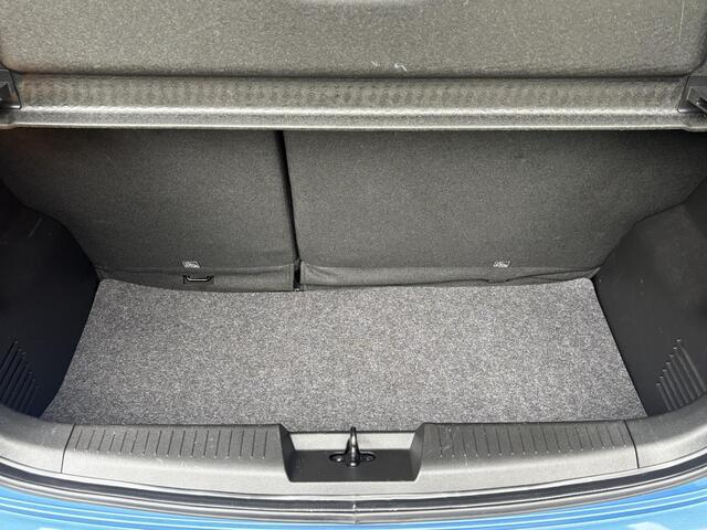 Opel KARL Innovation 1.0 75pk | NAVI | APPLE CAR PLAY / ANDROID AUTO | PARKEERSENSOREN | CLIMATE CONTROL | DAB+ | ISOFIX |